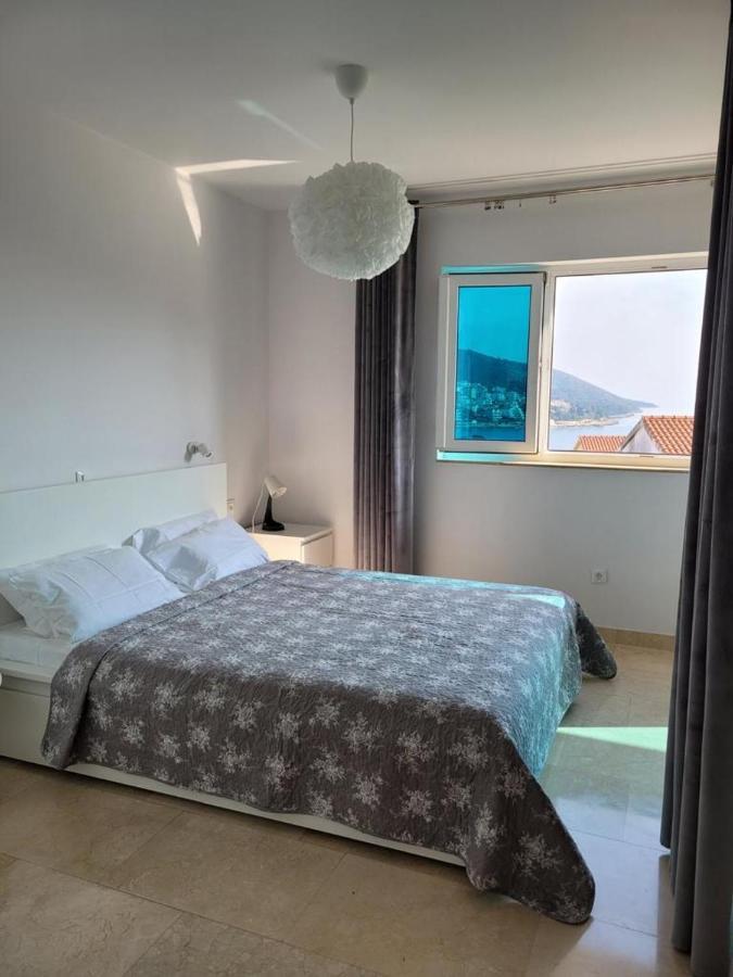 Gospino Apartment 1 Perfect For A Family Trogir Exterior photo